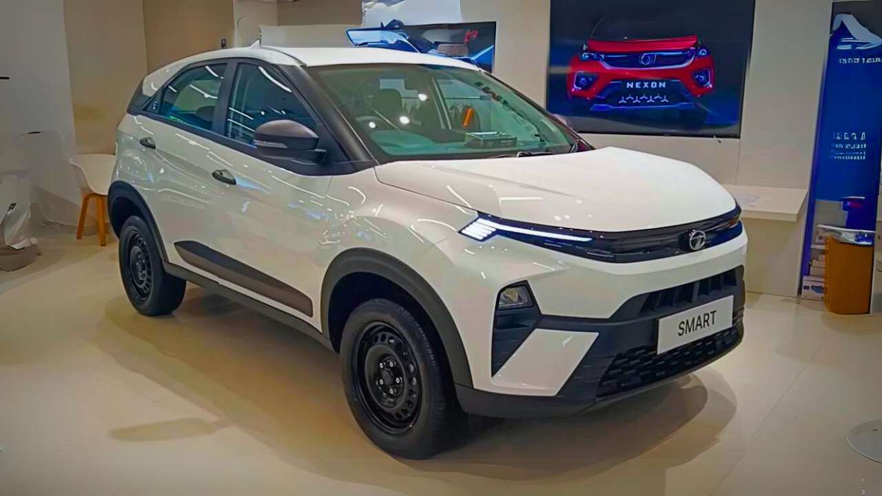 Tata Nexon Smart 0