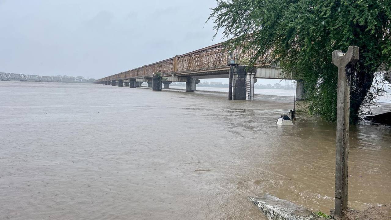 narmada river