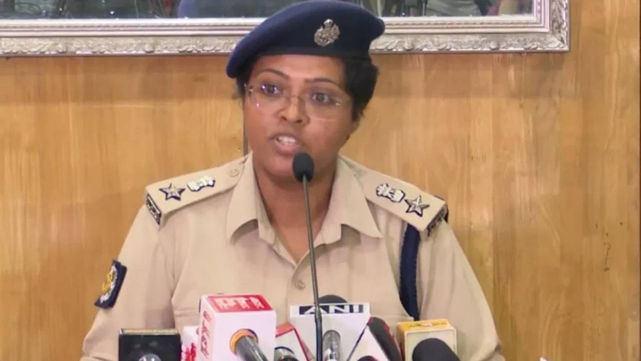 indira mukherjee ips