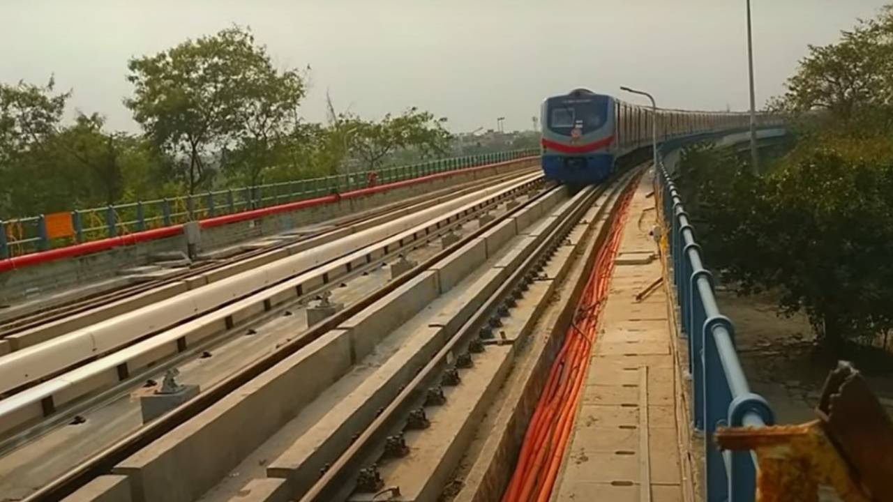 kolkata metro yellow line