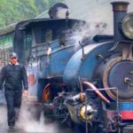 darjeeling toy train