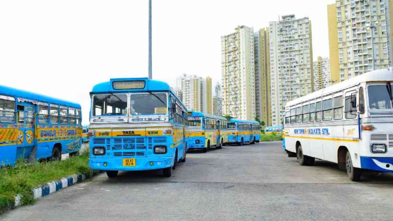 kolkata bus wbtc 1