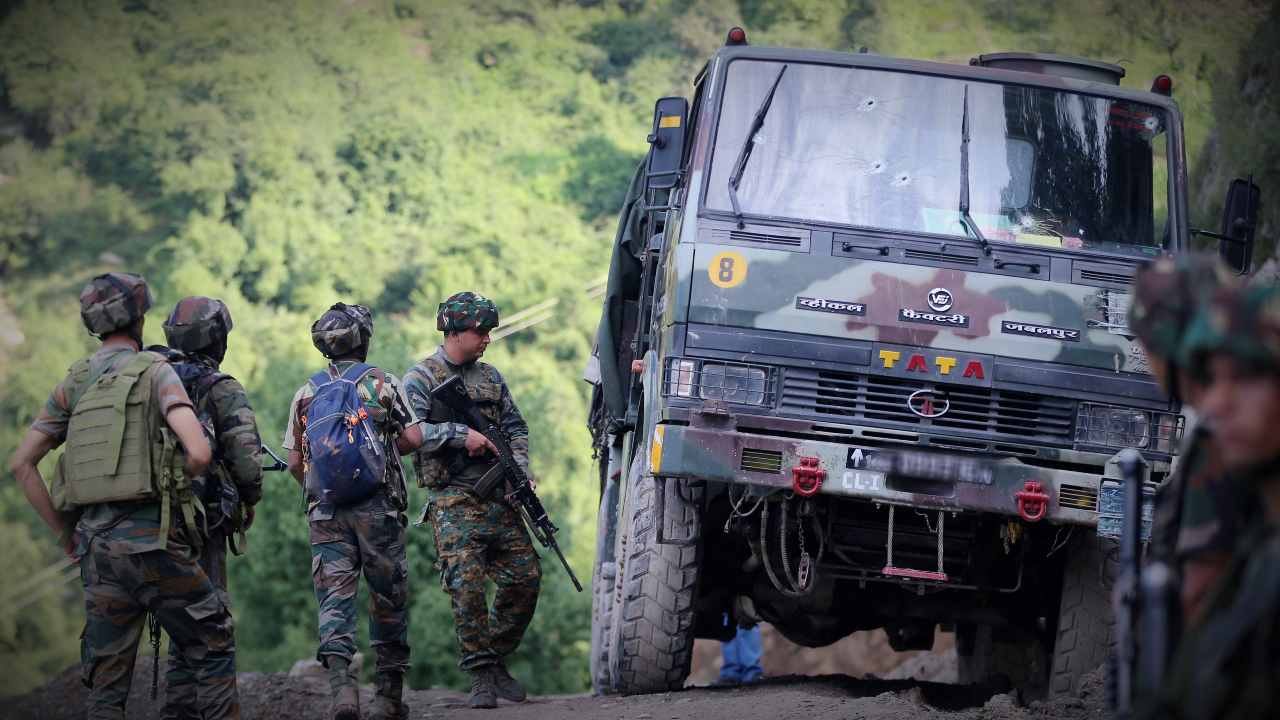 5 soldiers killed, 5 injured as army vehicle plunges into gorge in j&k's poonch