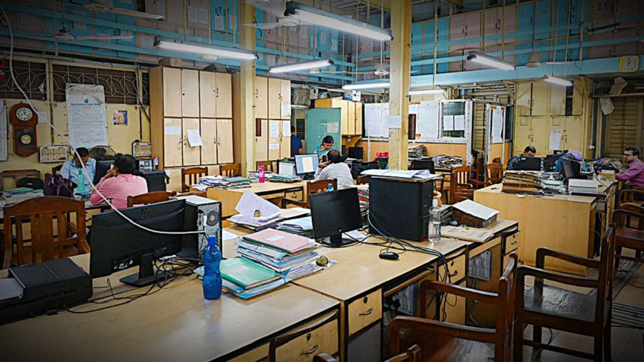 central government might increase dearness allowance but not much