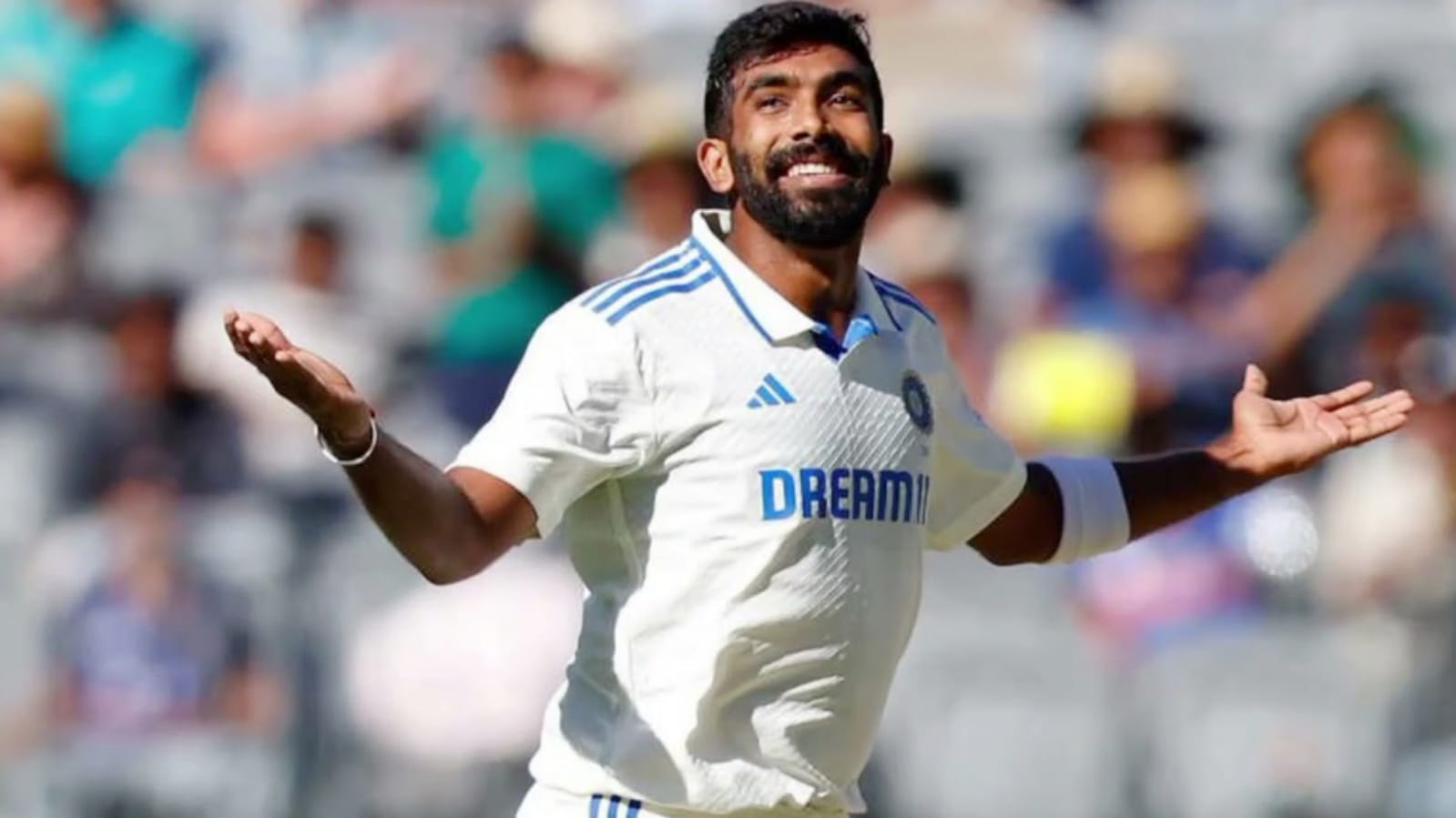 Jasprit bumrah is the captain of the best test team 2024 selected by cricket australia