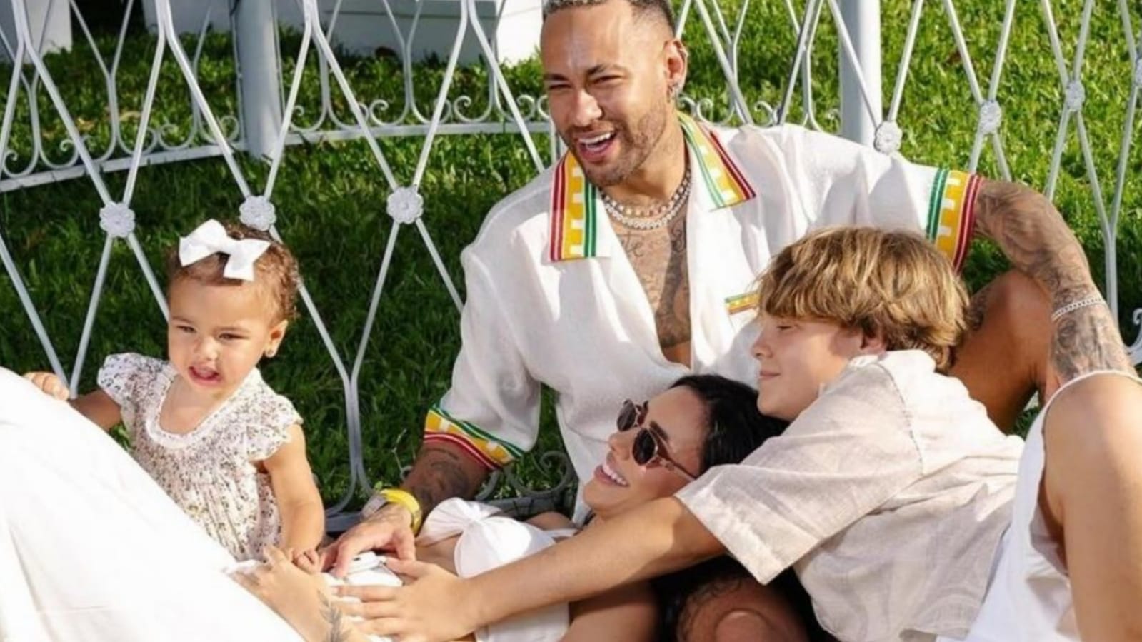 neymar became a father for the fourth time