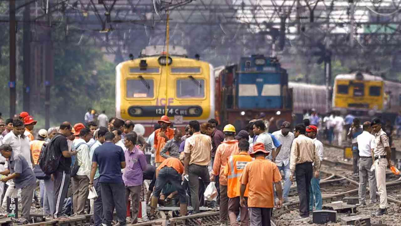 howrah bandel local train