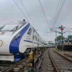 mumbai goa vande bharat express