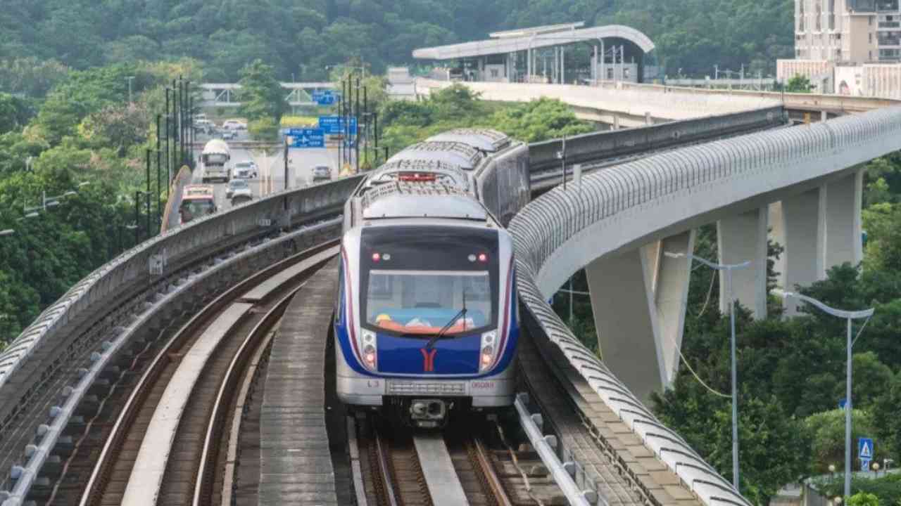 noapara to airport metro