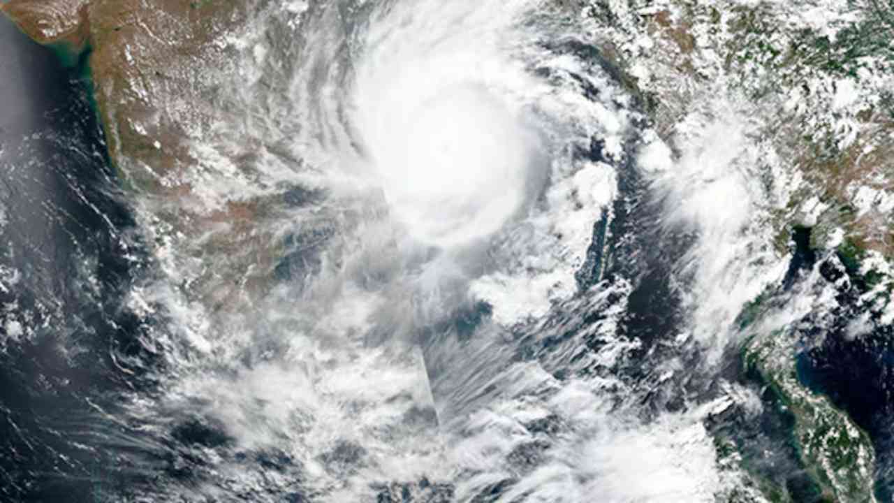 bay of bengal cyclonic circulation