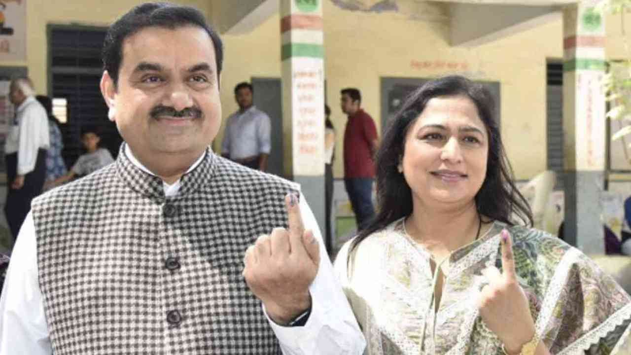 gautam adani and his wife