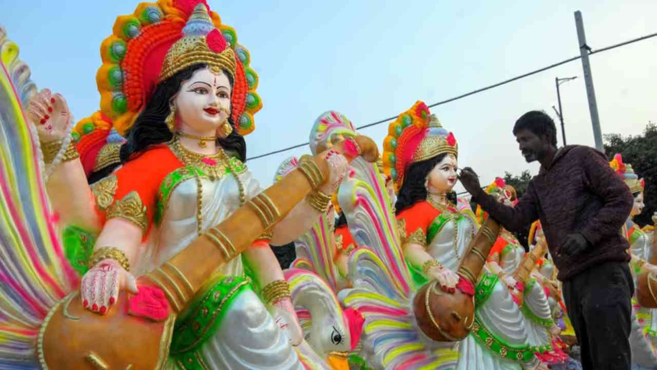 saraswati pujo 2025