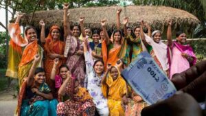 women money ladli behna yojana