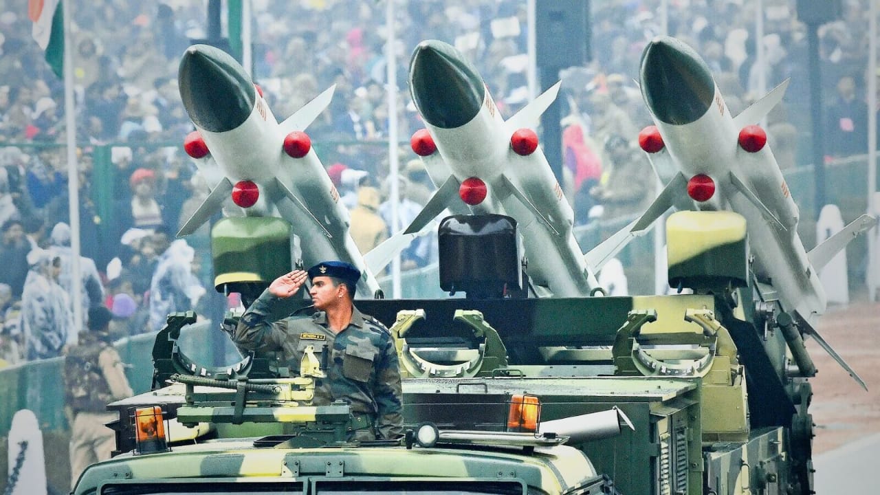 India sets a huge record by exporting arms and defence equipment worth Rs 23,622 crore