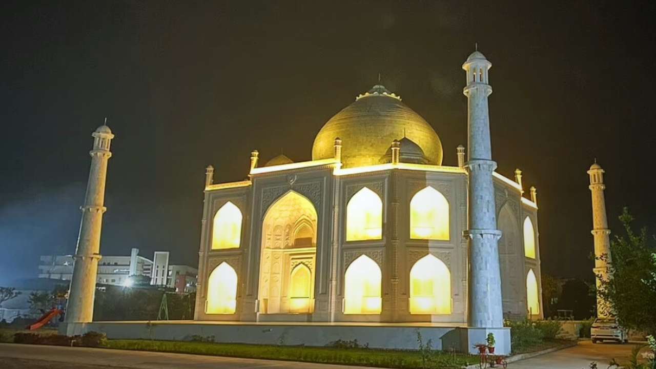 Madhya Pradesh teacher builds Taj Mahal-style house for wife