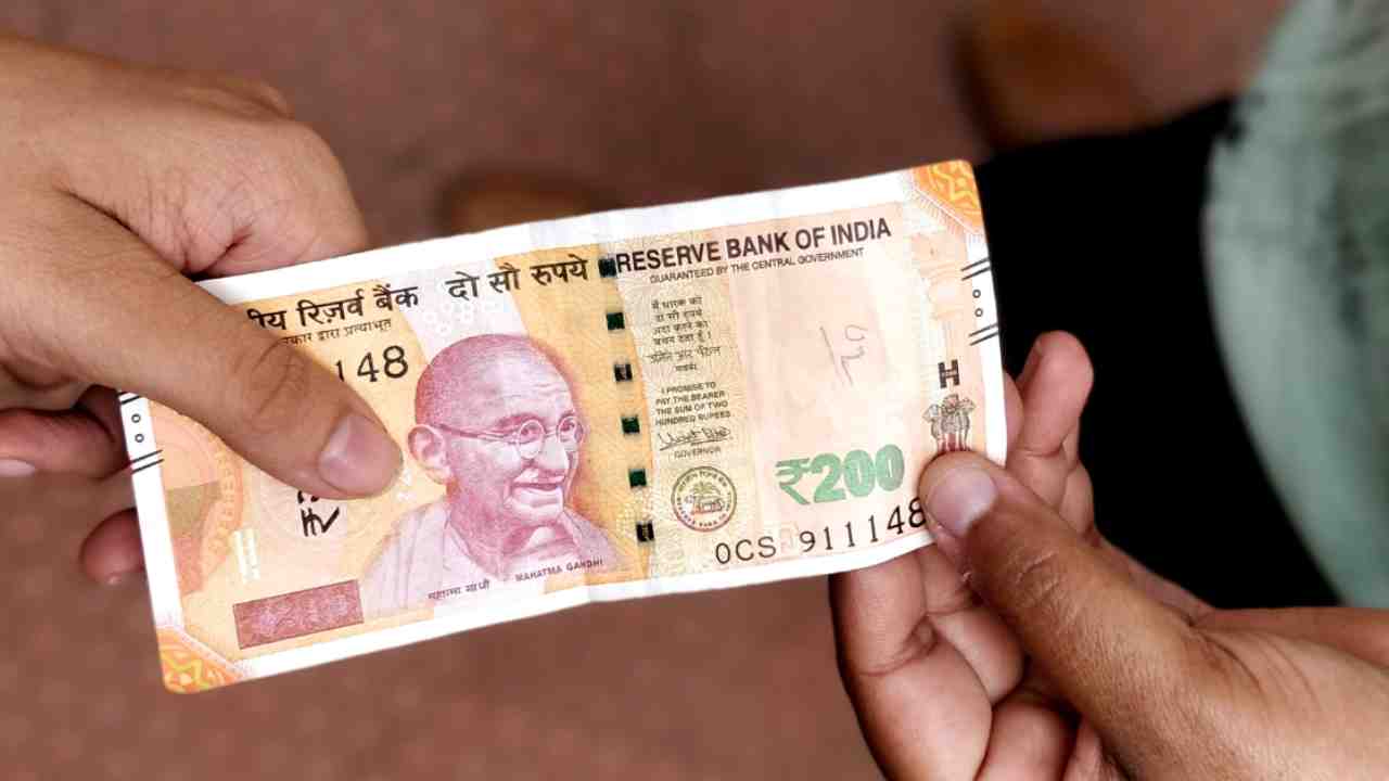 200 rs note