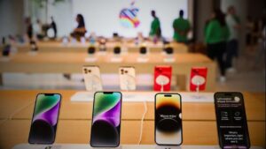Apple invests Rs 12,800 crore in India in just five days despite Trump's objections