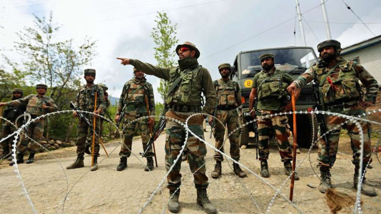 Indian Soldiers kills 10 Pakistani soldiers on border