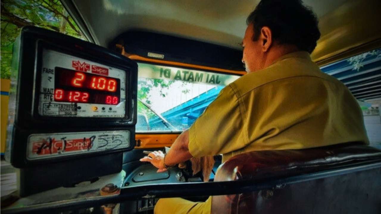 Nadia auto driver wins 1 crore in lottery