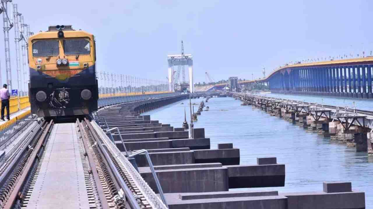 pamban bridge train
