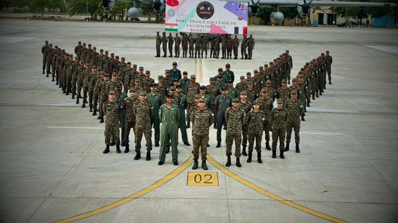 90 Indian soldiers participating in India-France joint military exercise