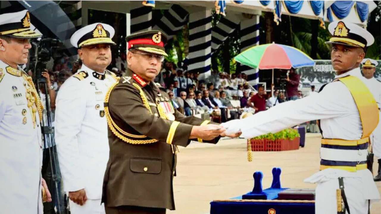Army Chief Zaman gives big responsibility to Bangladesh Navy