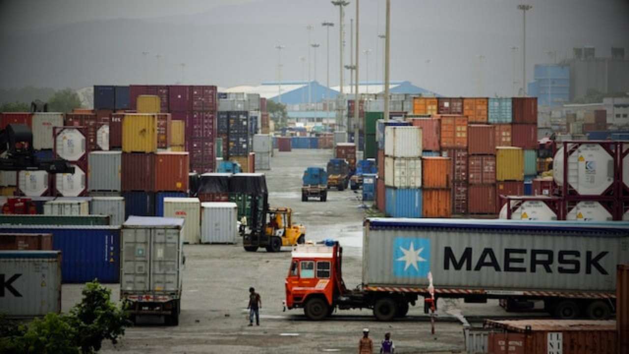 DRI seizes Pakistani goods worth Rs 9 crore