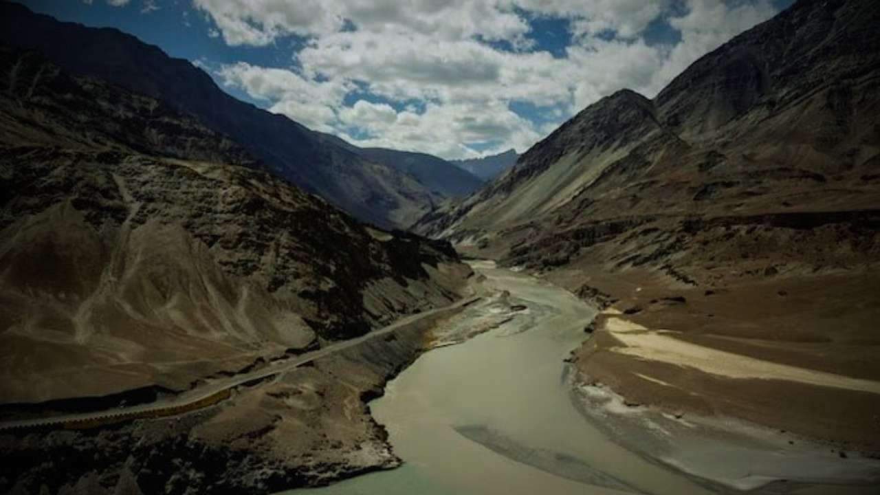 Pakistan will cry for water now! India takes up new canal project