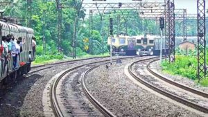 sealdah howrah local train