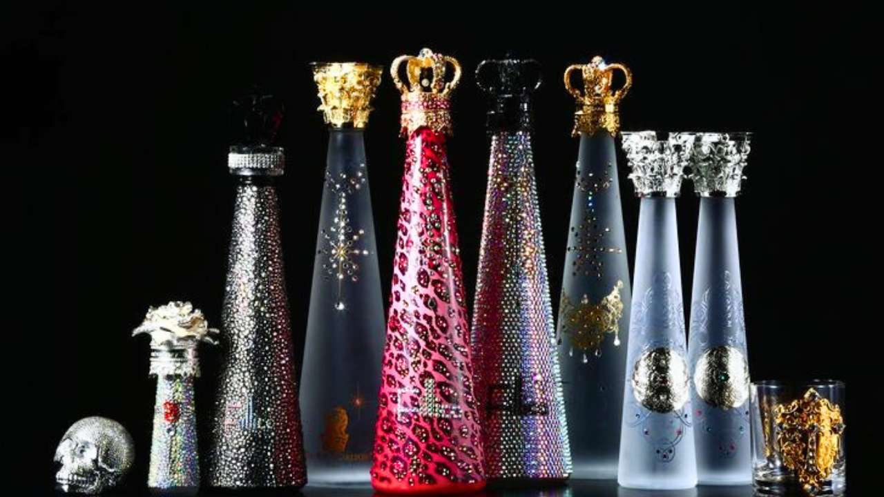 Fillico Jewelry Water one litre price 1.16 Lakh But Why