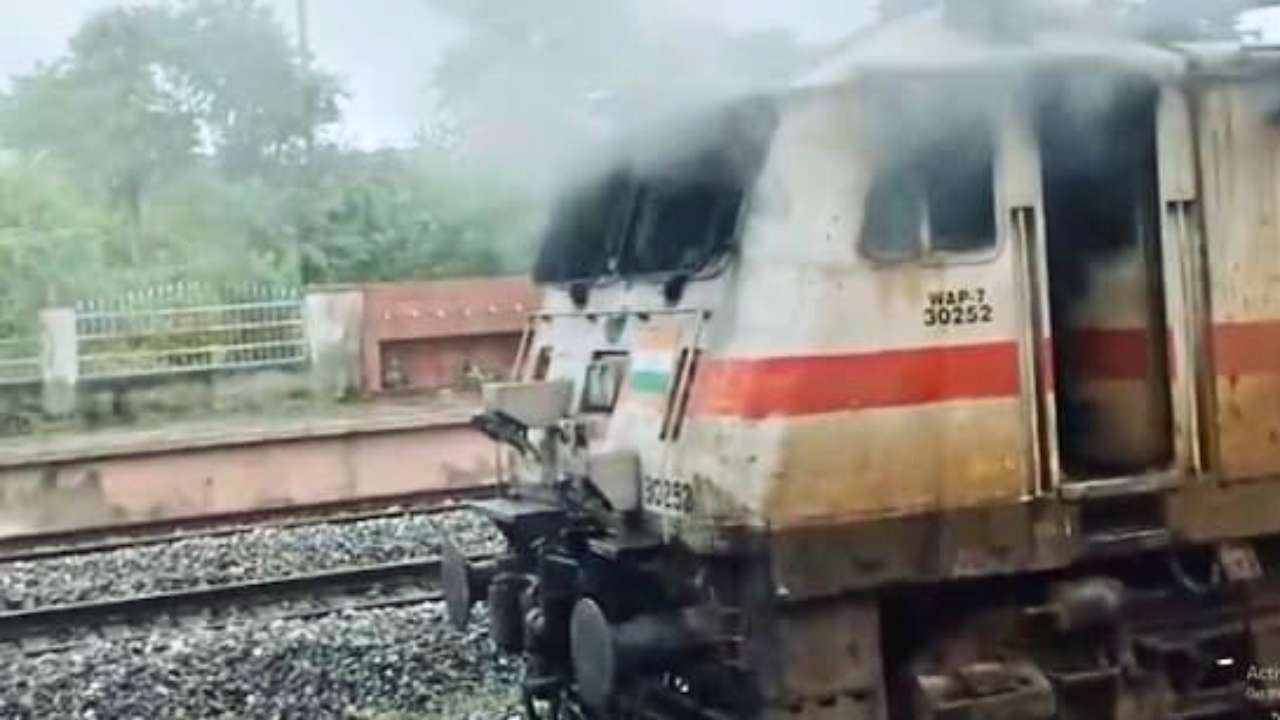 Fire Incident On Garib Rath Express
