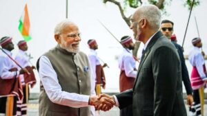 Modi gave a loan of Rs 4850 crore to Muizzu due to India-Maldives relations