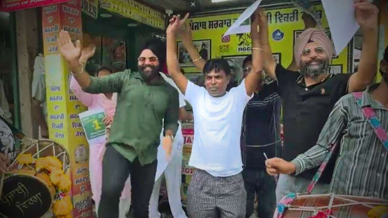 Punjab worker Wins 1 Crore in lottery With Rs 6 Ticket Lottery News