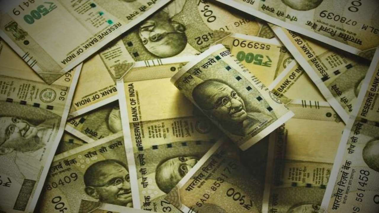 Top 5 government Savings schemes that offer higher interest than banks