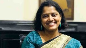 sweta agarwal ias