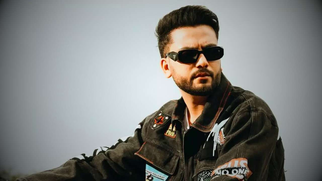 Miscreants opened fire at YouTuber Elvis Yadav house