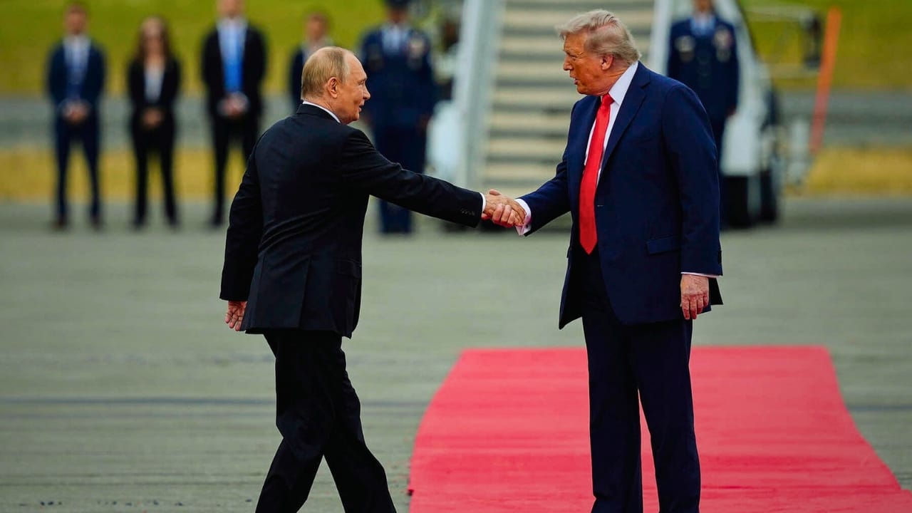 Putin-Trump conversation before meeting