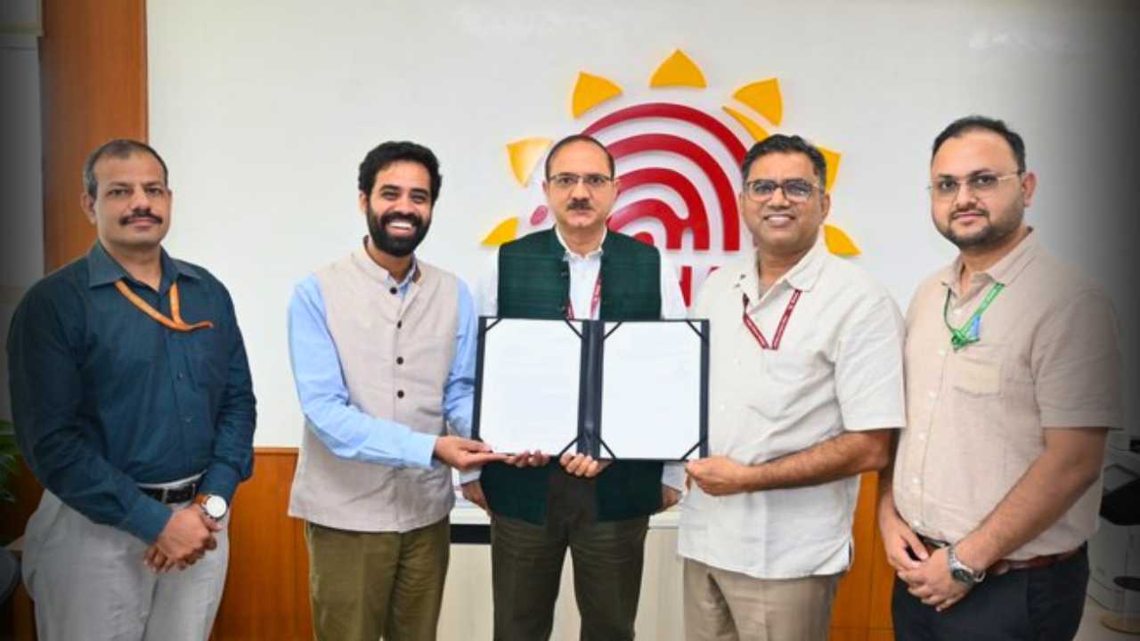 UIDAI Starlink Partnership