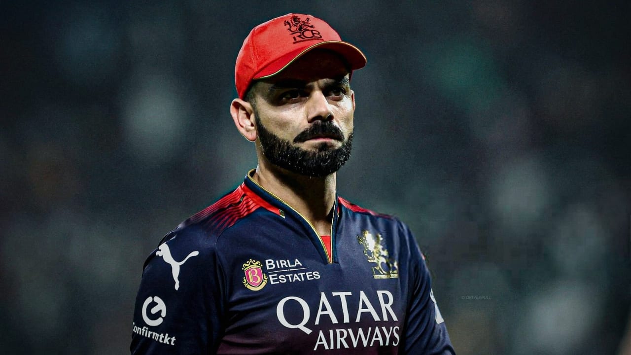 Virat Kohli practices with GT's assistant coach