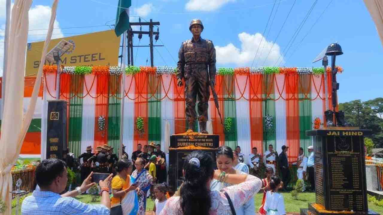 suresh chhetri shahid jawan statue