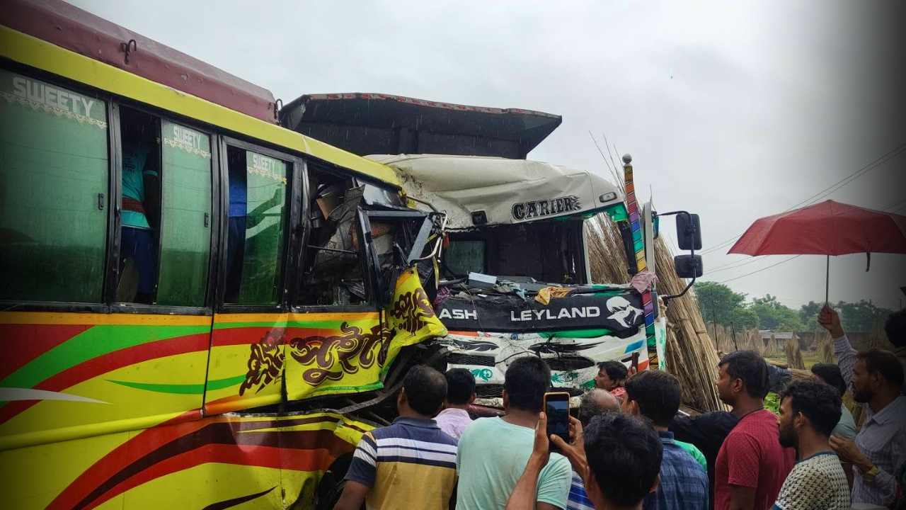 Dhatrigram Bus Accident