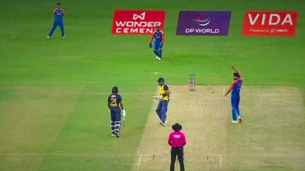 India Vs Sri Lanka match super over why was shanaka given not out