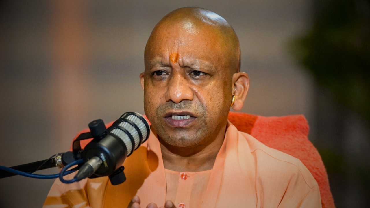 Man Threatens Yogi Adityanath I love Muhammad Controversy