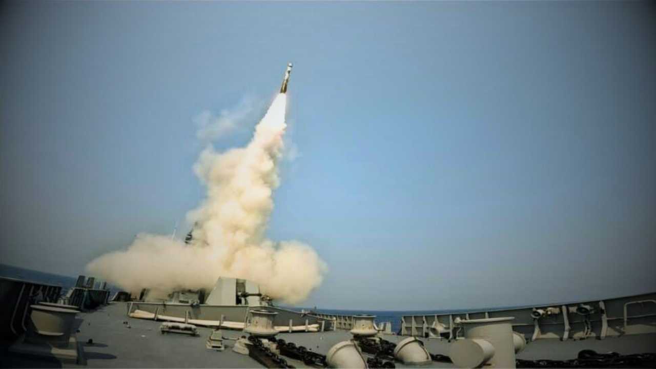 India New BrahMos Missile with 800 km range it will cover Pakistan