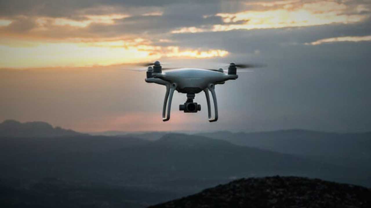 Pak Drone Spotted In Jammu And Kashmir India-Pakistan Borde Report