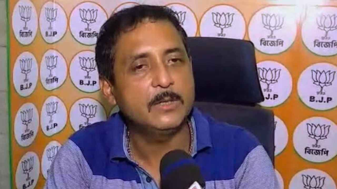 Santosh Mitra Square