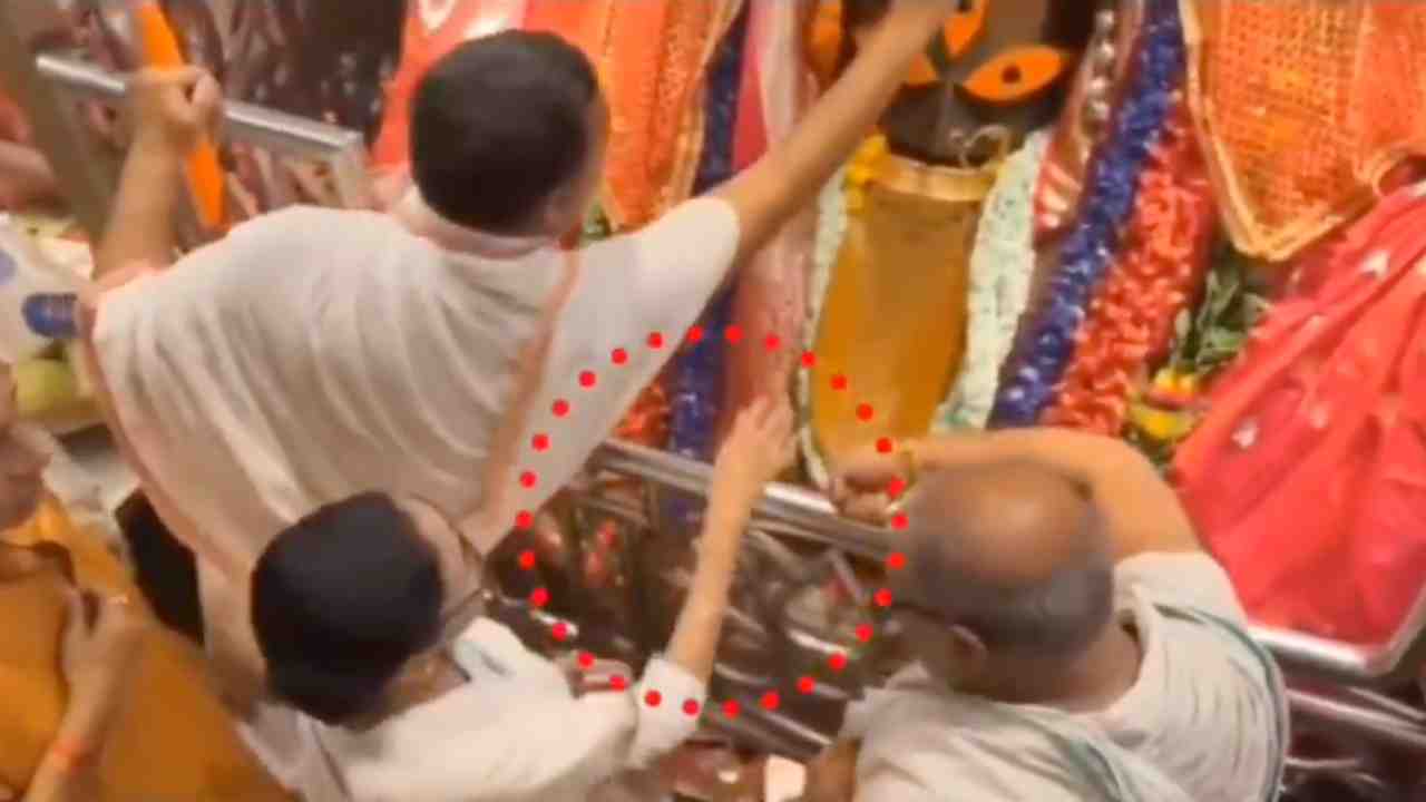 mamata banerjee in kalighat suvendu adhikari slam cm