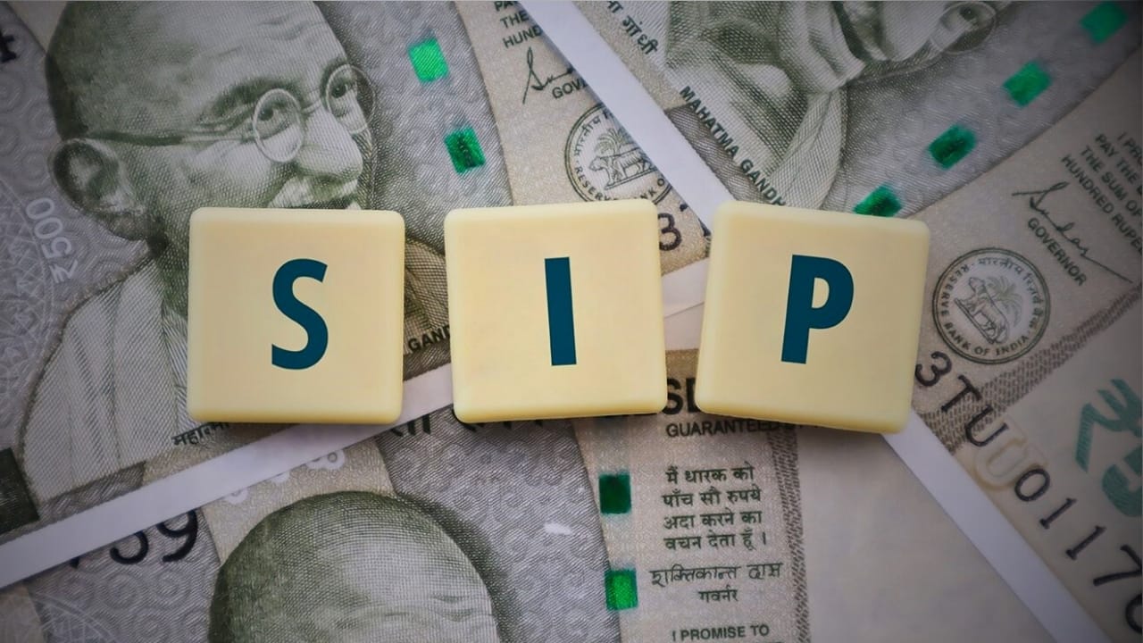 SIP Account Closure last September over 44 lakhs investors stopped their SIPs