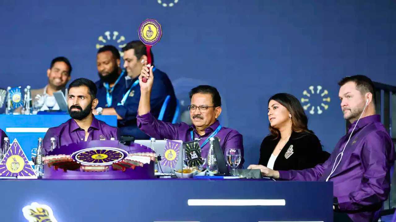 KKR Vs CSK IPL Auction KKR Target Player bought by Chennai