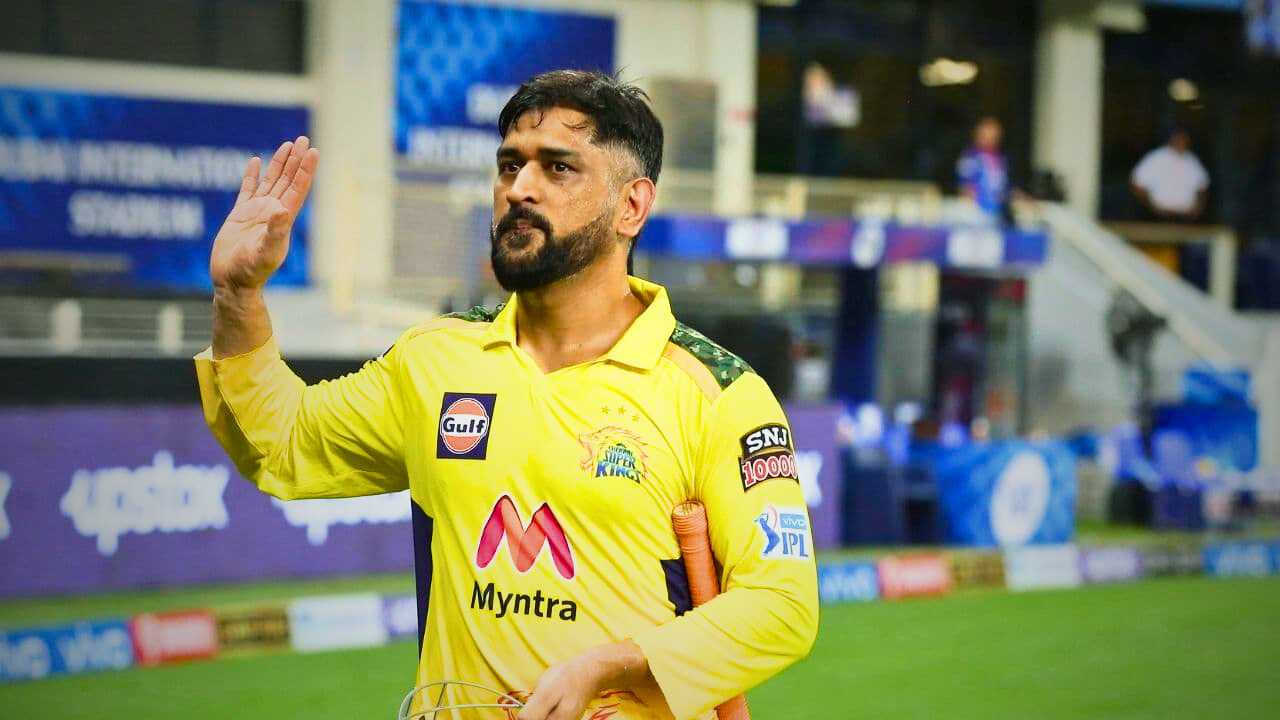 High Court On MS Dhoni ordered to pay 10 lakh